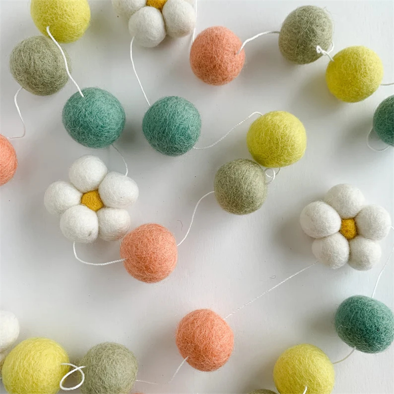 Ins Wool Felt Balls Daisy Flow - Home Textiles Fabric recension och pris